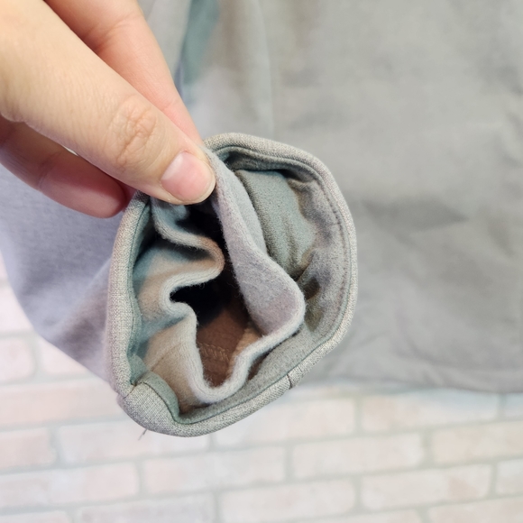 The North Face Womens Grey Jacket Full Zip Warm Navy Blue Stitching Size M  EUC - Picture 9 of 14